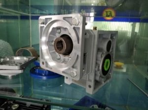 电机法兰盘尺寸规格表【一览表】