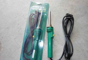 电烙铁的使用方法及注意事项【要点】