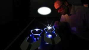 超快激光微孔加工提升柴油机喷嘴性能