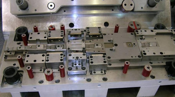 冲压模具常见故障产生的原因及对策.jpg