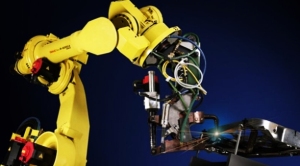 工业机器人与金属成型机床的集成应用