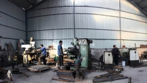 机械变形连接中冲压和铆接过程