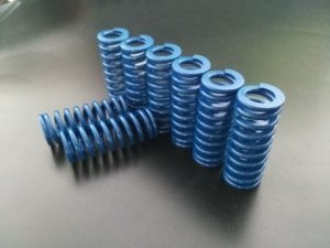 模具弹簧常用一般分三种