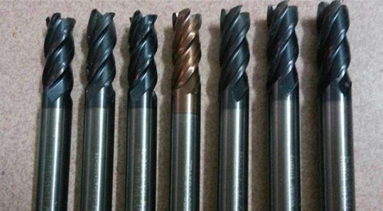 钨钢铣刀刀具.jpg