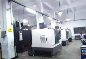 数控铣床和加工中心有什么区别