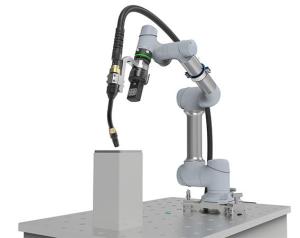 新松多可焊接机器人